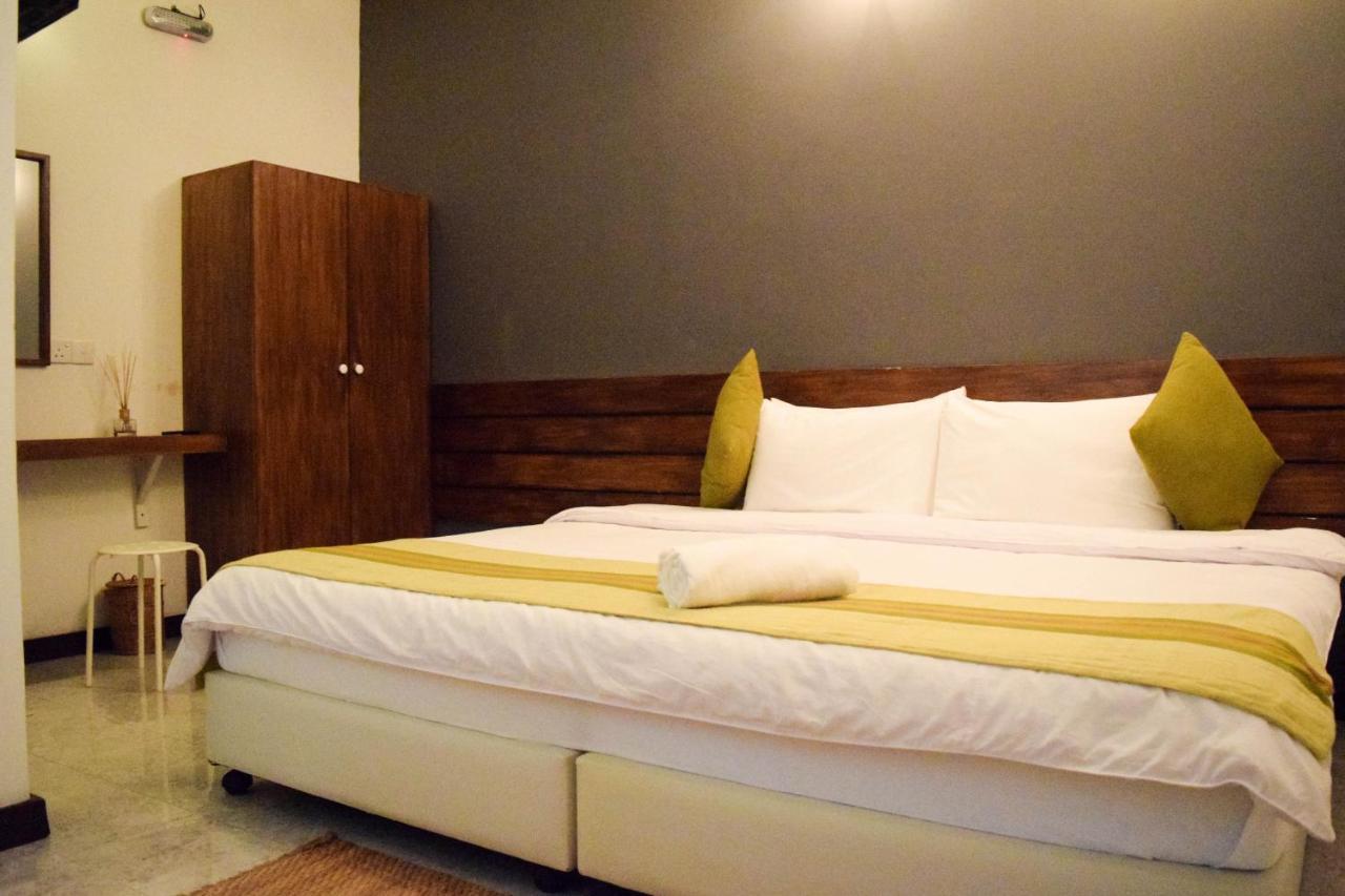 Hotel Ufa Escape Dhigurah  Exterior foto